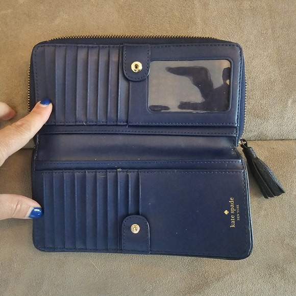Kate spade textured navy wallet with lots of card space - Picture 2 of 3